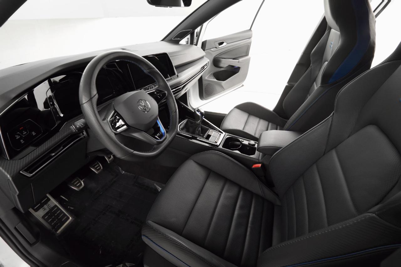 Volkswagen Golf R Base 6M 2024