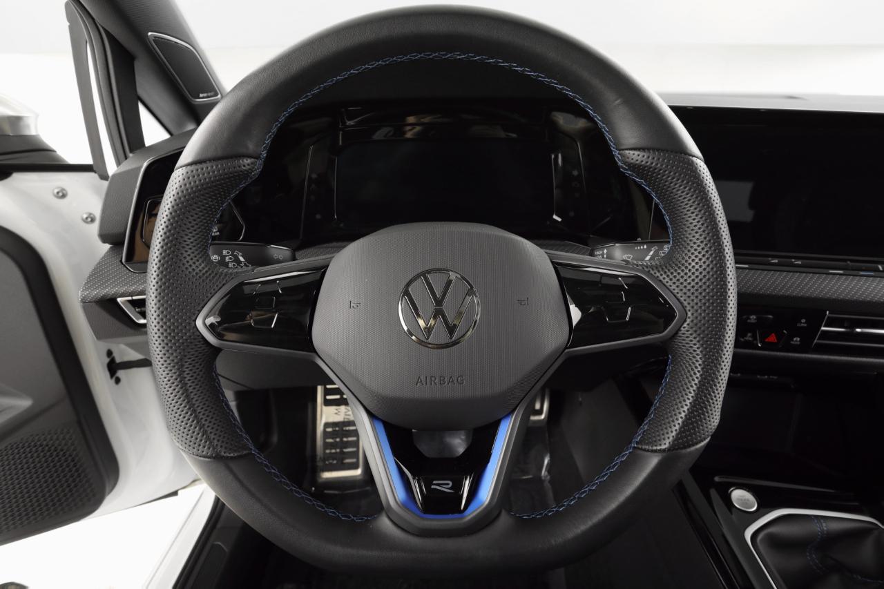 Volkswagen Golf R Base 6M 2024