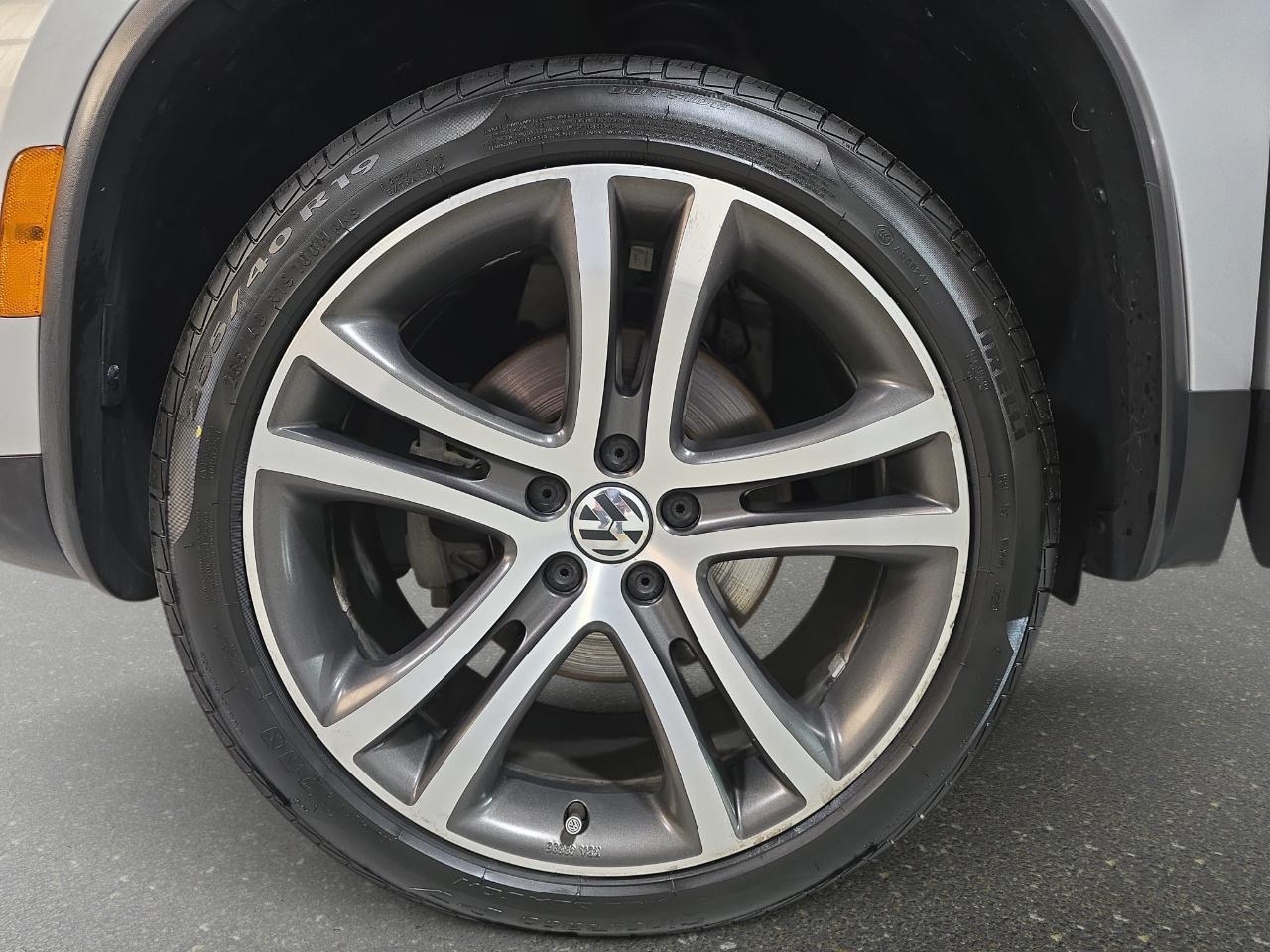 Volkswagen Tiguan 2.0T SEL 4MOTION 2017