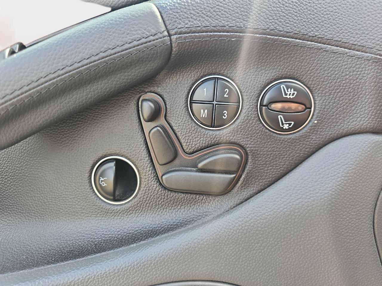 Mercedes-Benz SL-Class SL500 2006