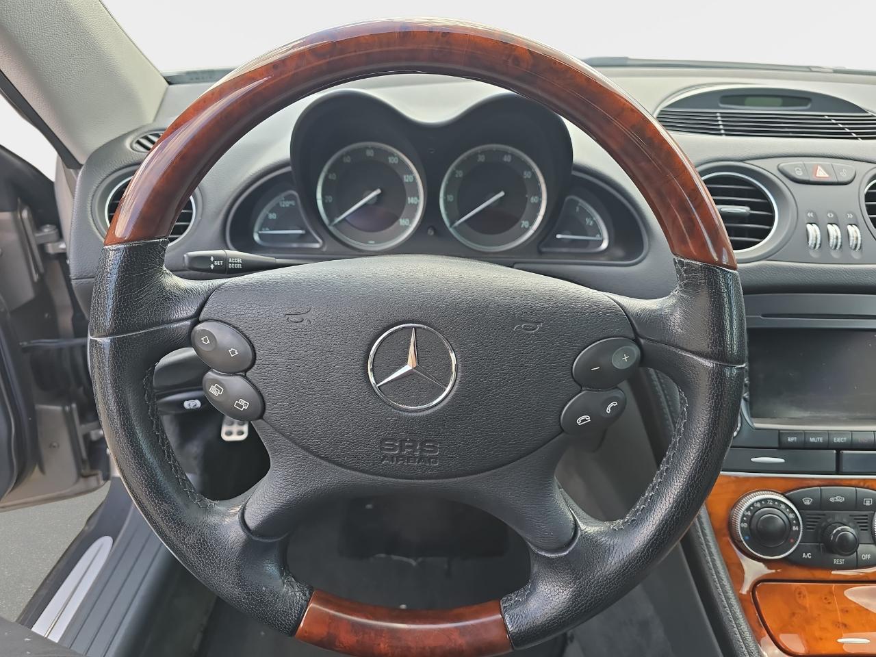 Mercedes-Benz SL-Class SL500 2006