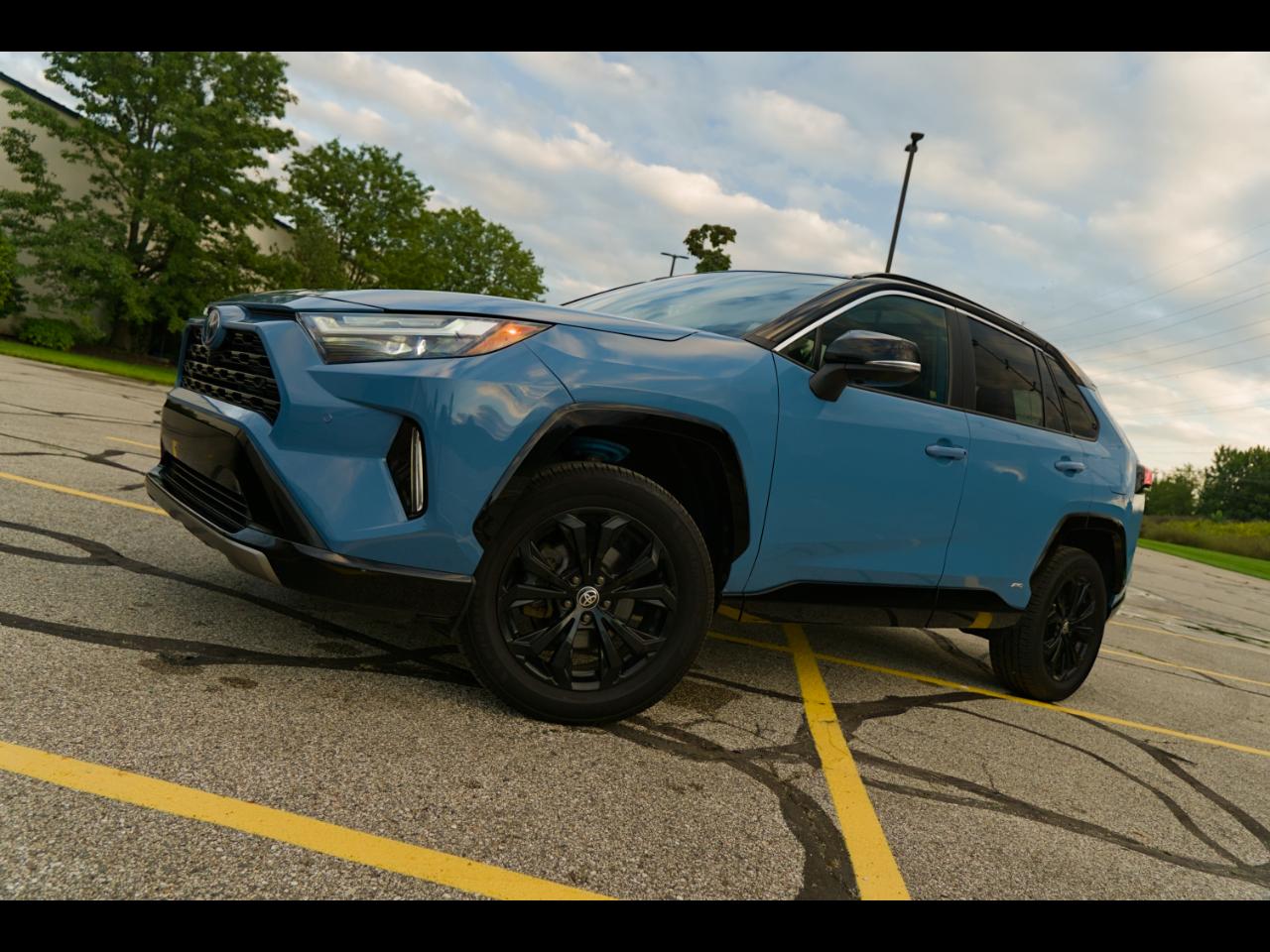 2022 Toyota RAV4 Hybrid XSE