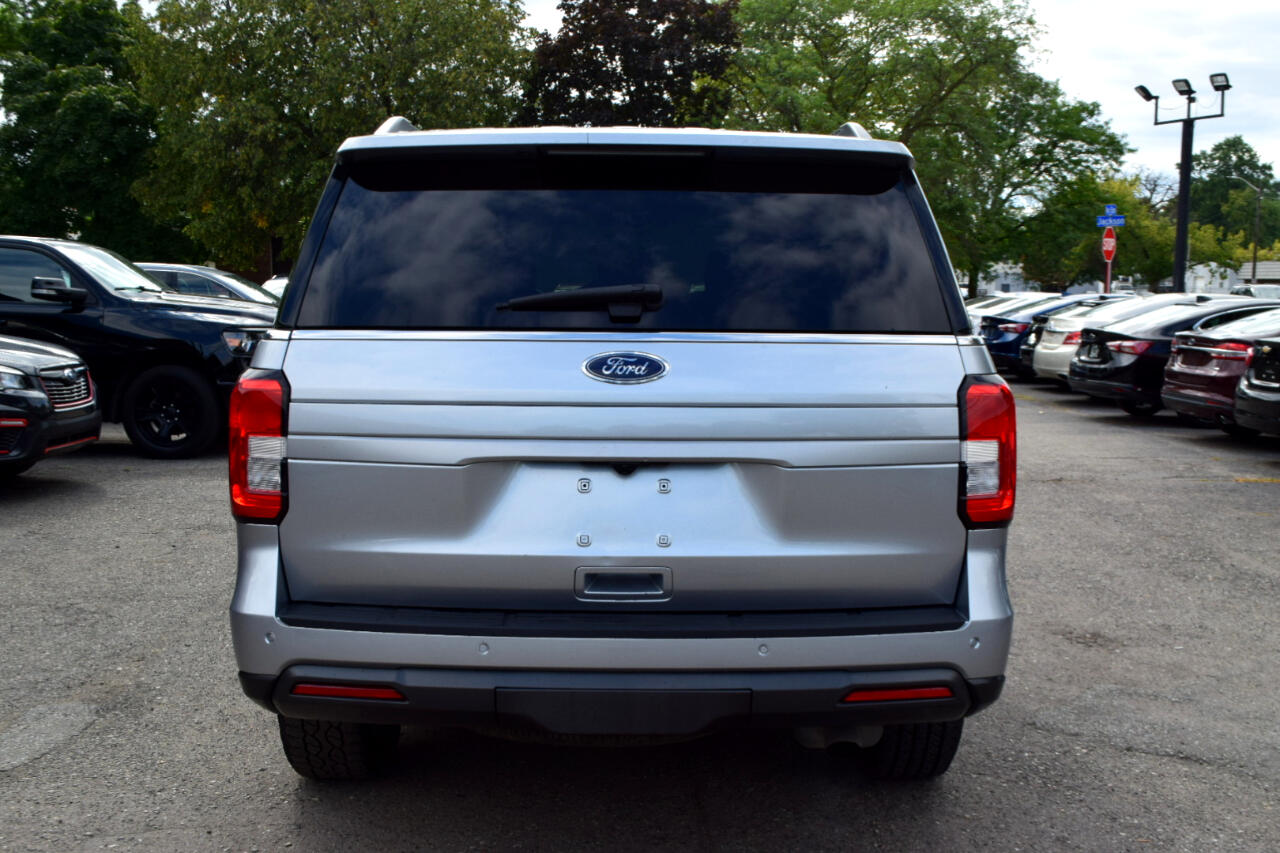 2022 Ford Expedition XLT photo 6