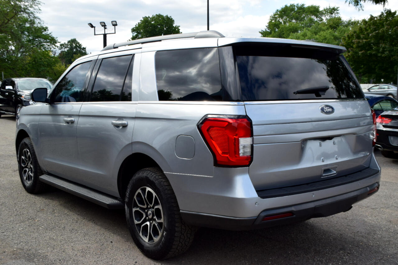 2022 Ford Expedition XLT photo 7