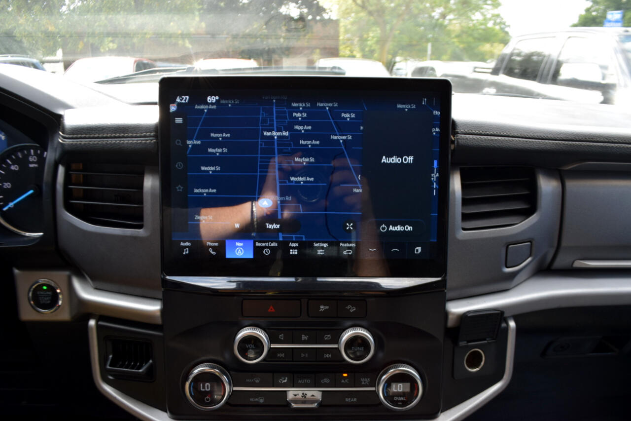 2022 Ford Expedition XLT photo 20