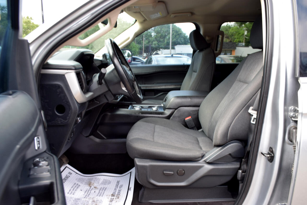 2022 Ford Expedition XLT photo 31