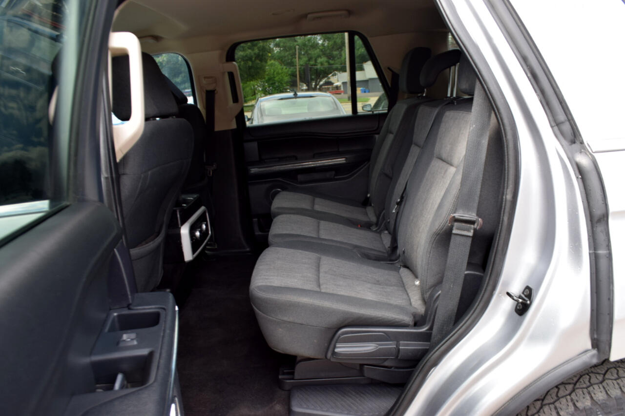 2022 Ford Expedition XLT photo 32