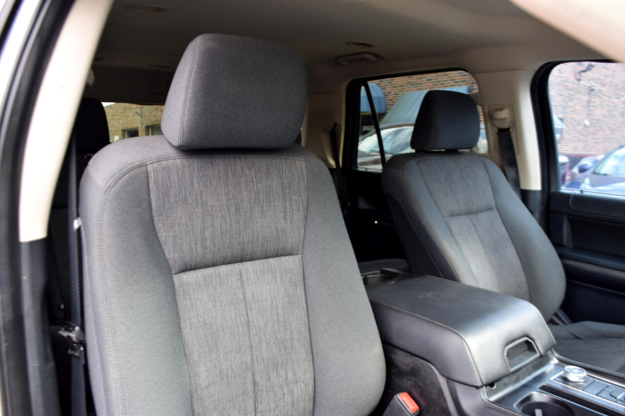 2022 Ford Expedition XLT photo 35