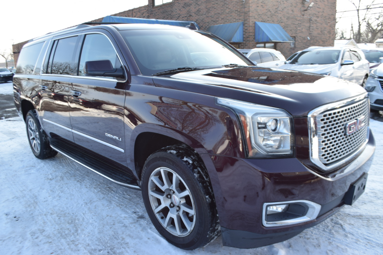 GMC Yukon XL Denali 2017