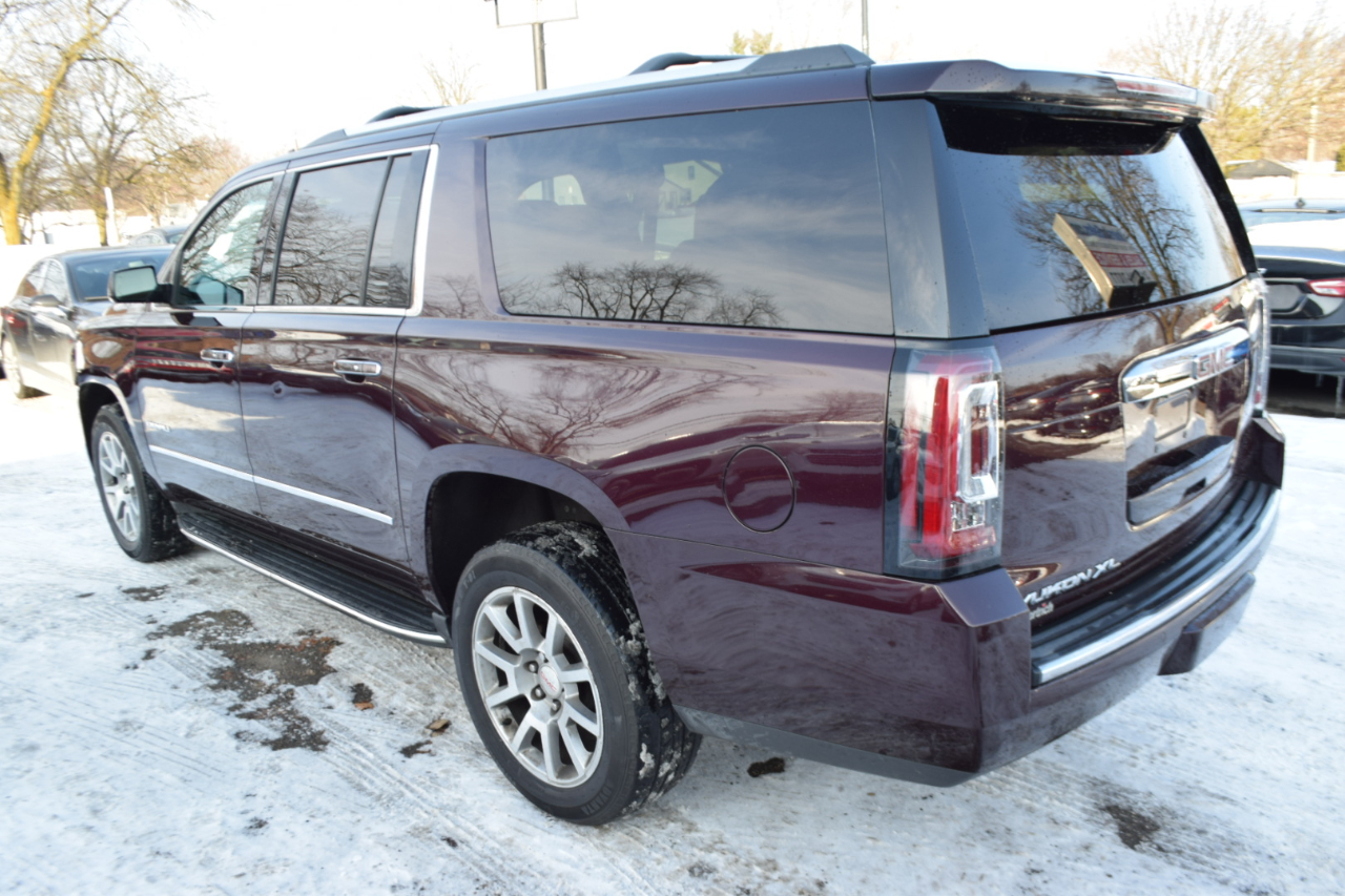 GMC Yukon XL Denali 2017