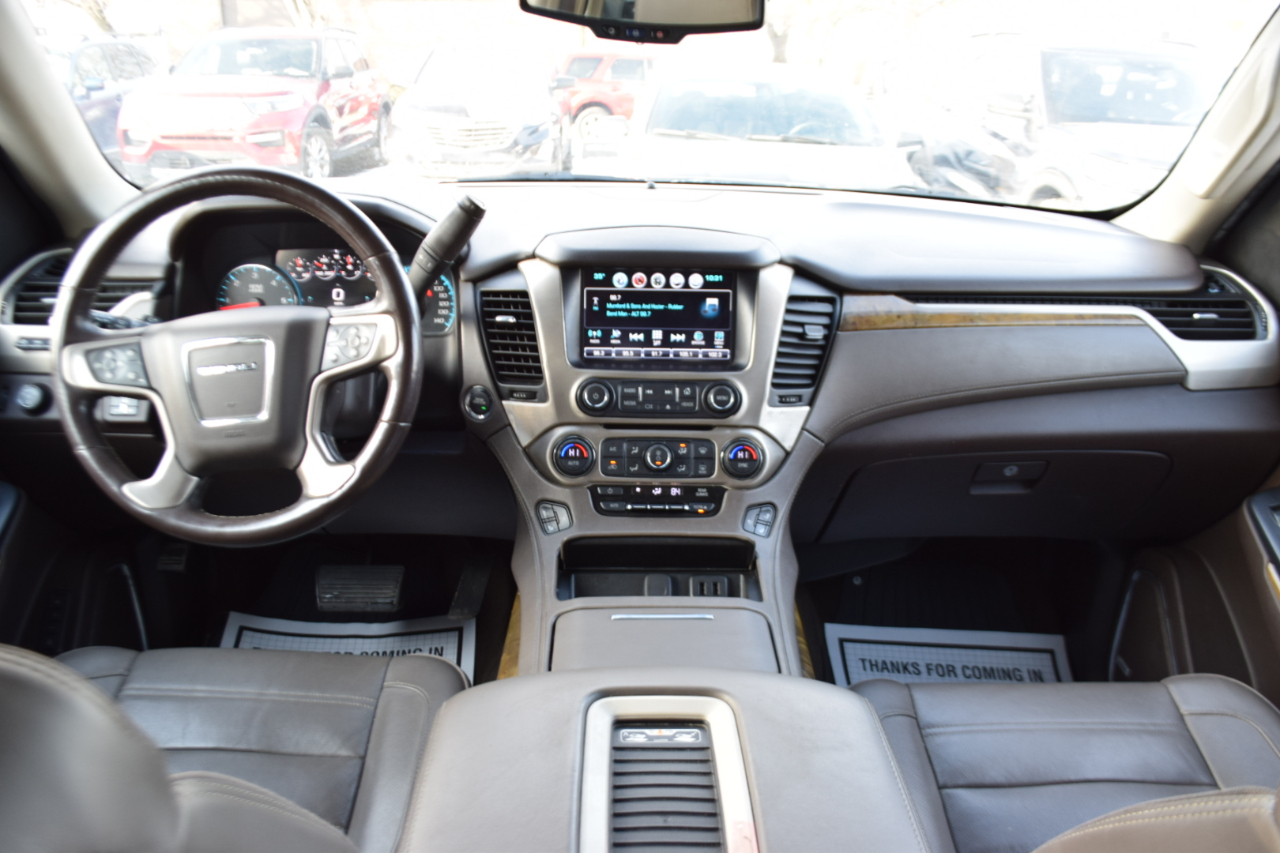 GMC Yukon XL Denali 2017