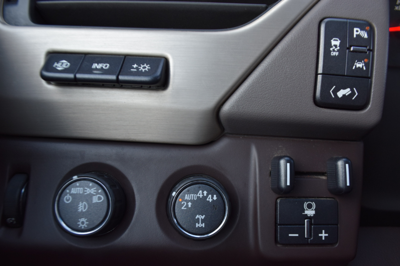 GMC Yukon XL Denali 2017