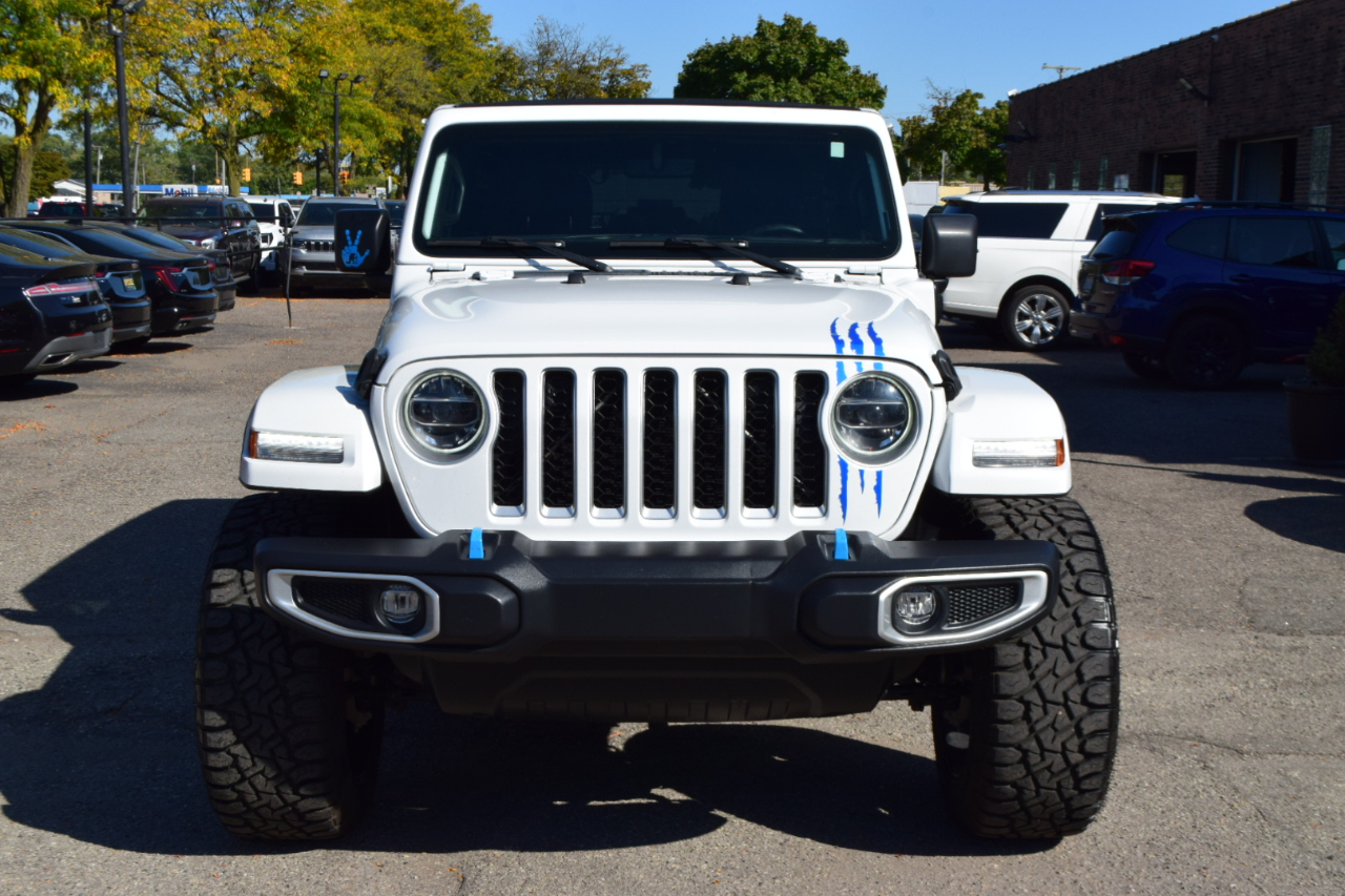 2022 Jeep Wrangler 4xe Unlimited Sahara photo 3