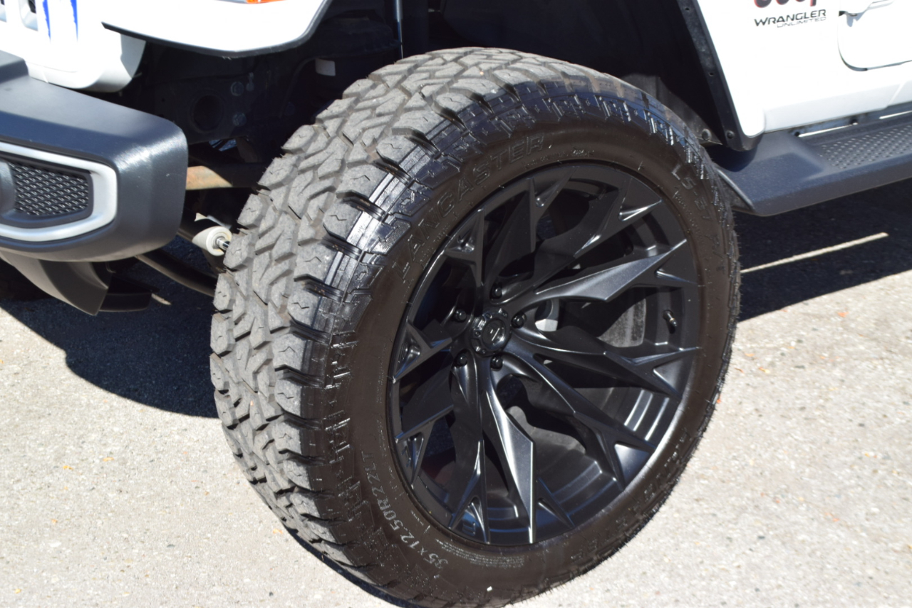 2022 Jeep Wrangler 4xe Unlimited Sahara photo 10