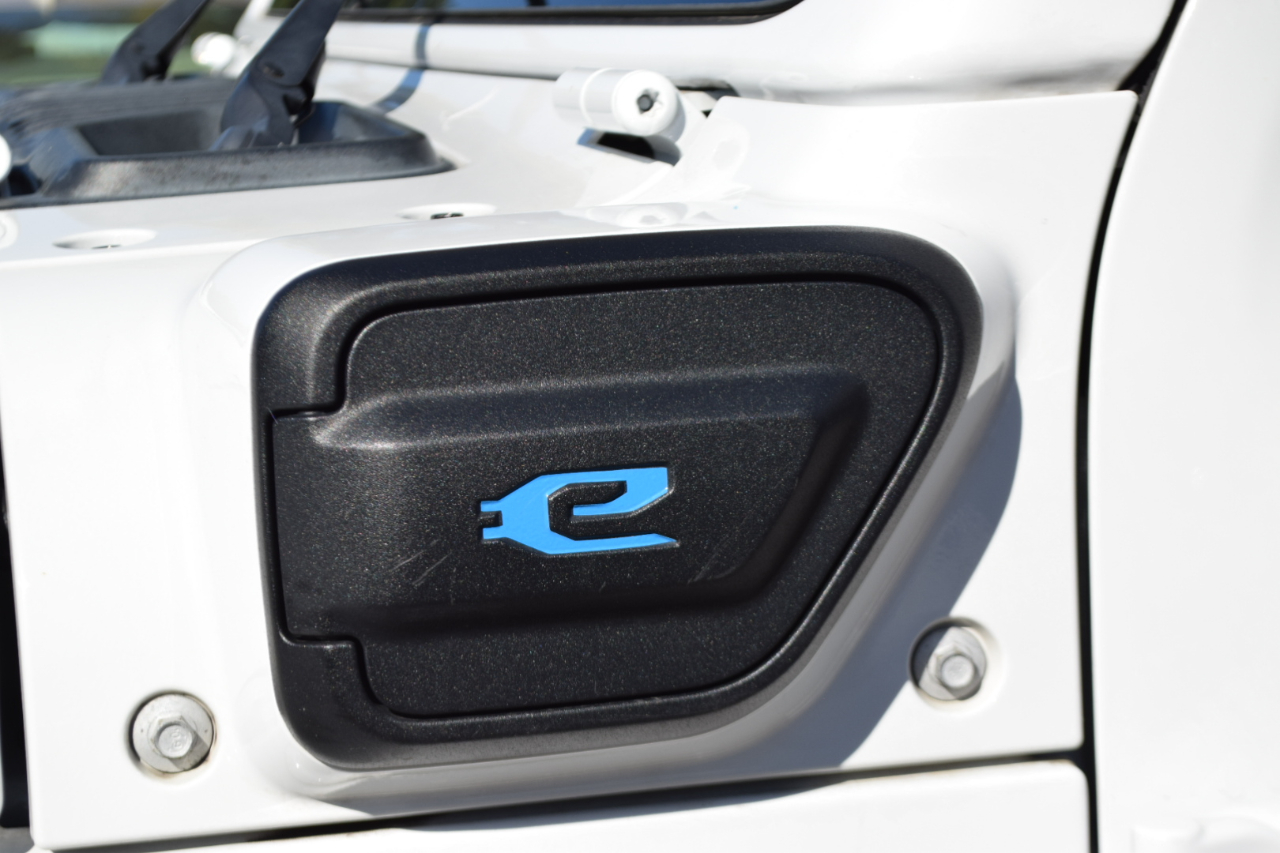 2022 Jeep Wrangler 4xe Unlimited Sahara photo 12