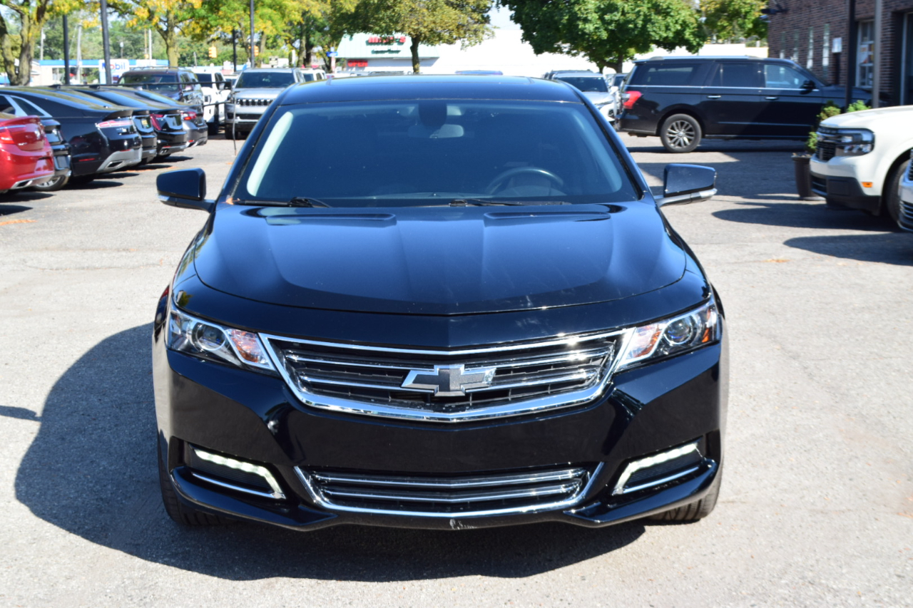2018 Chevrolet Impala Premier photo 2