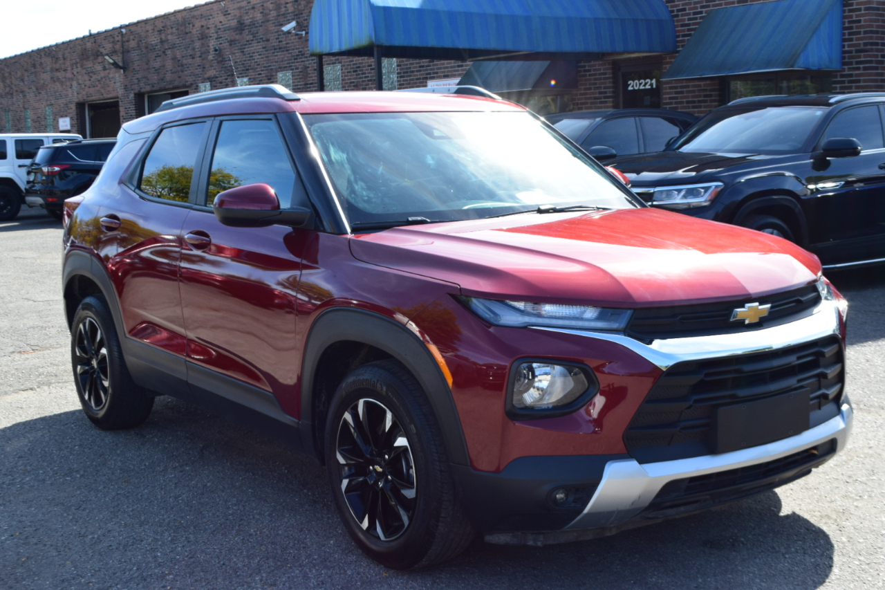 2022 Chevrolet Trailblazer LT photo 3