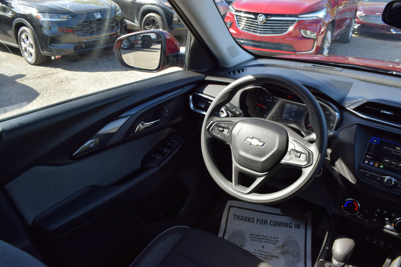 2022 Chevrolet Trailblazer LT photo 10
