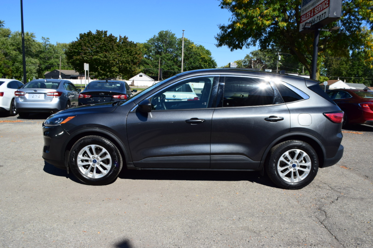 2020 Ford Escape SE photo 8