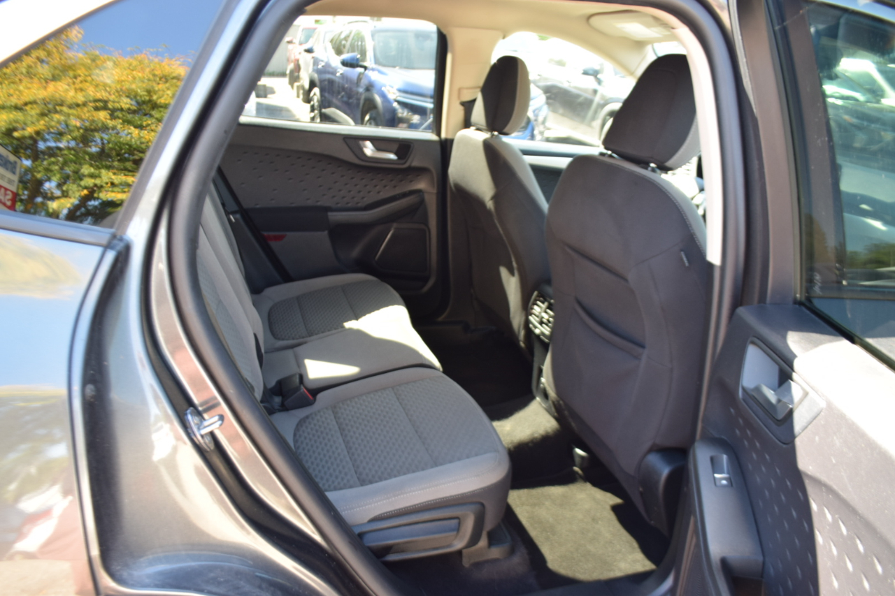 2020 Ford Escape SE photo 28