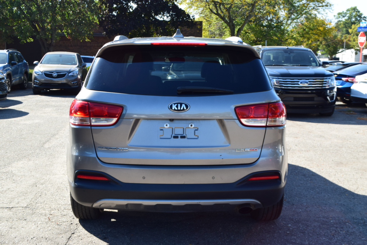 2018 Kia Sorento EX photo 5