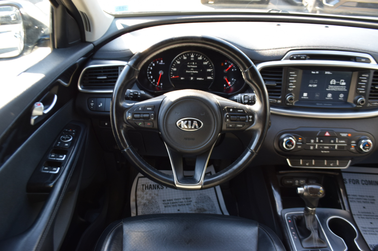 2018 Kia Sorento EX photo 12