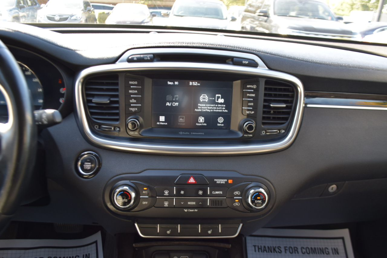 2018 Kia Sorento EX photo 16