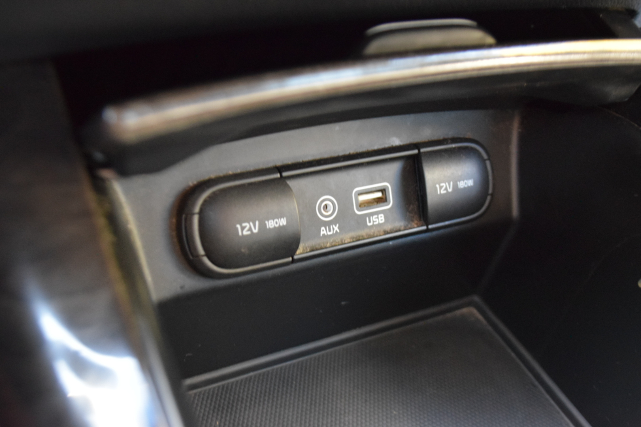 2018 Kia Sorento EX photo 24