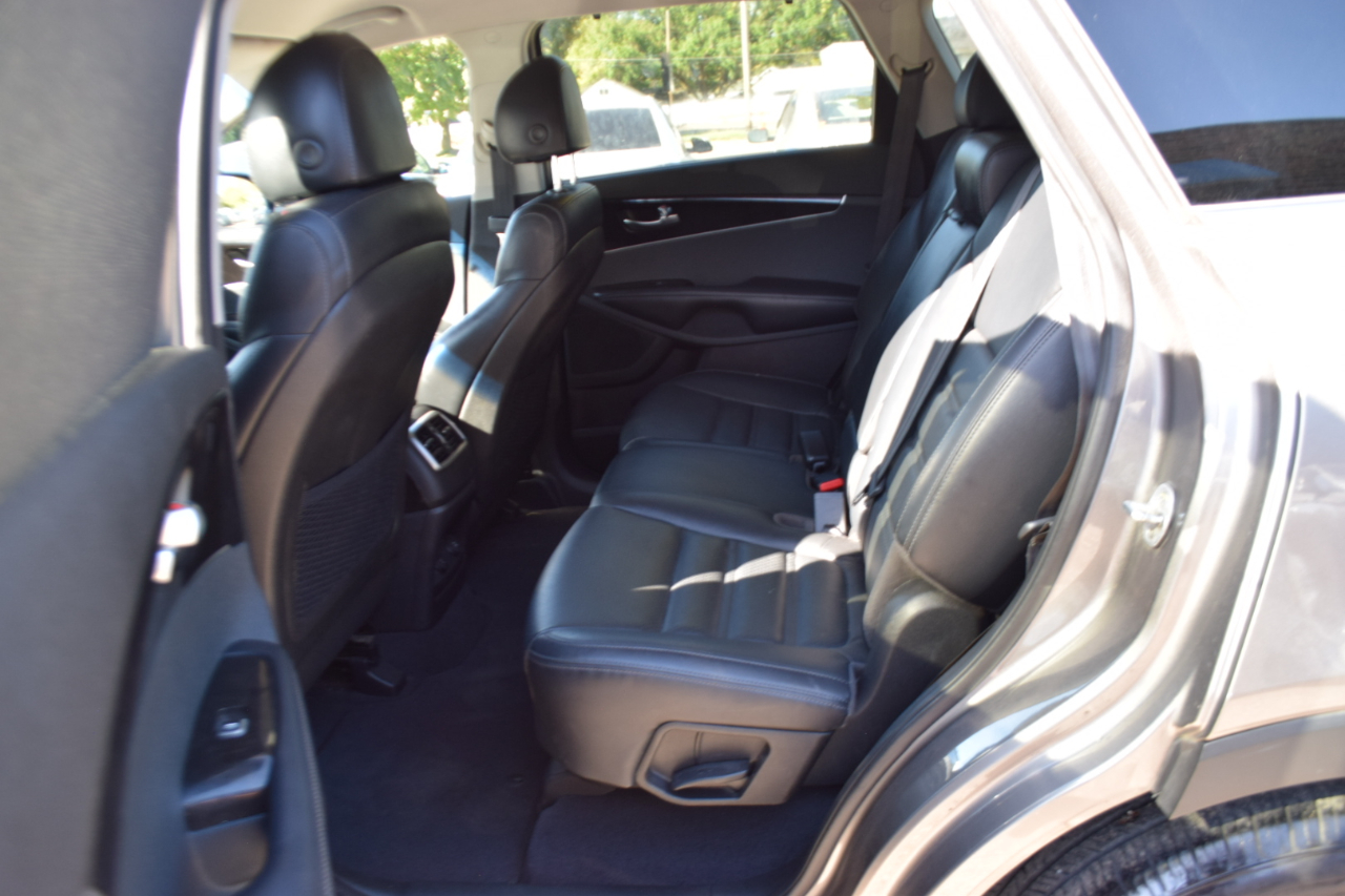 2018 Kia Sorento EX photo 26