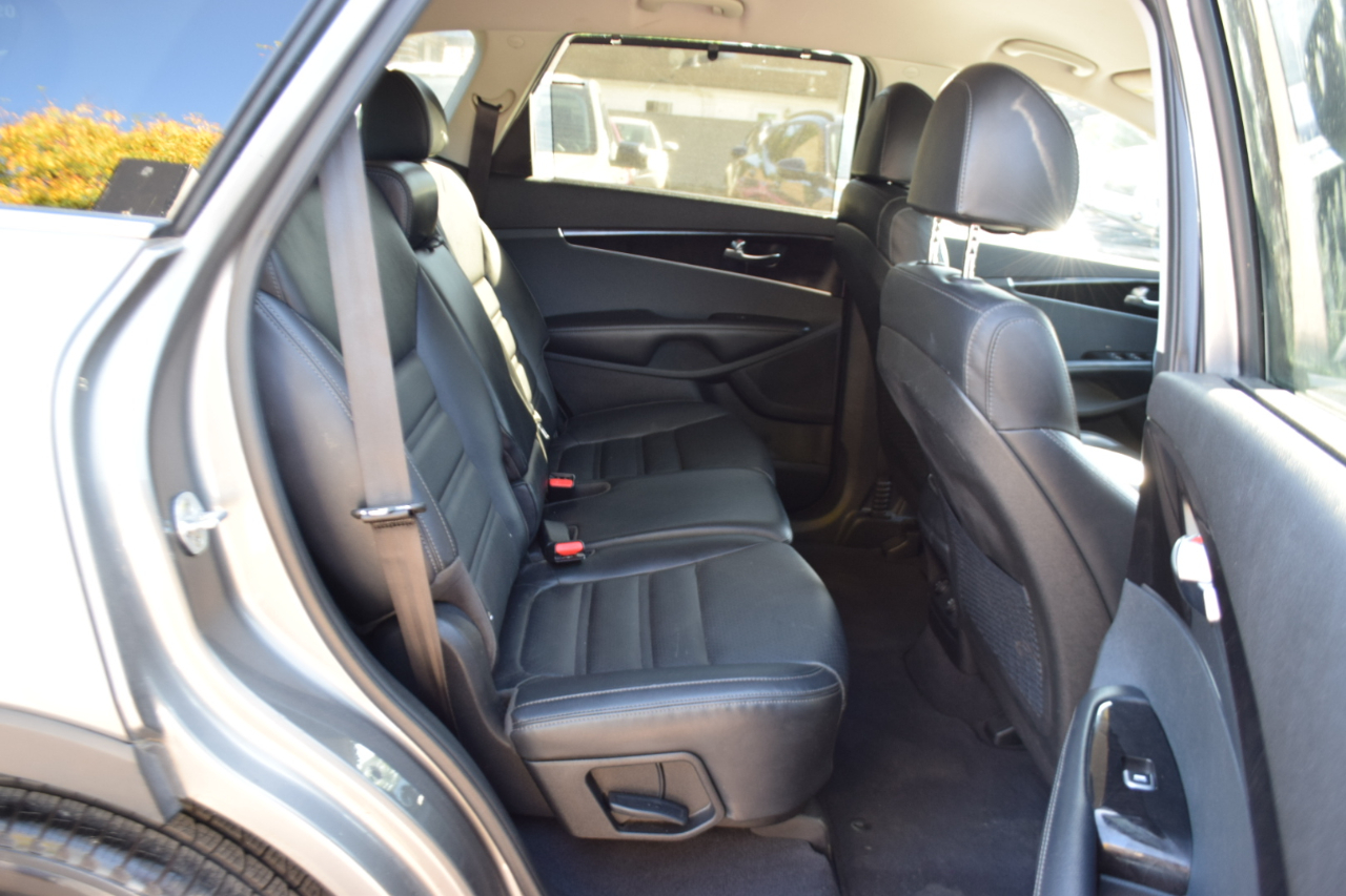 2018 Kia Sorento EX photo 29