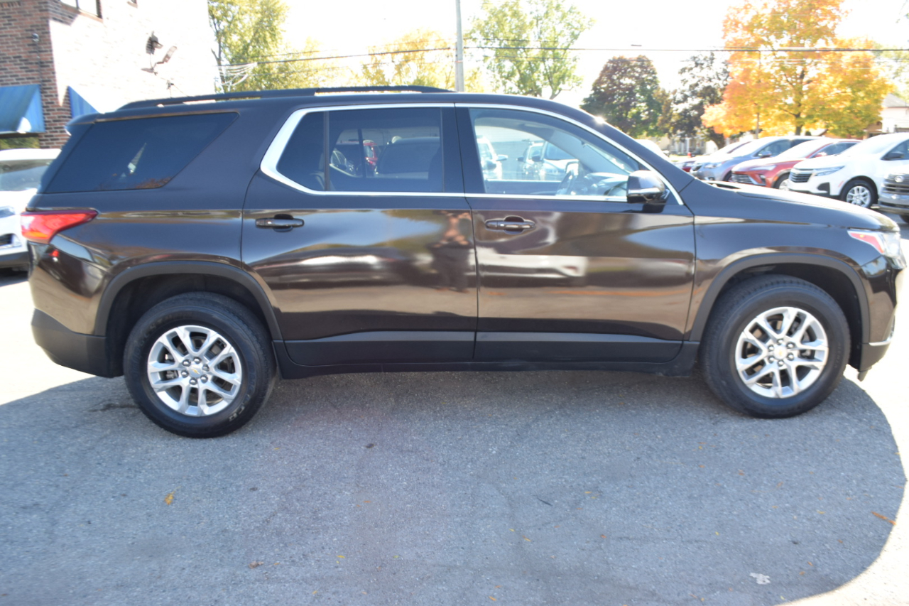 Chevrolet Traverse AWD 4dr LT Cloth w/1LT 2019 Chevrolet Traverse AWD 4dr LT Cloth w/1LT 2019