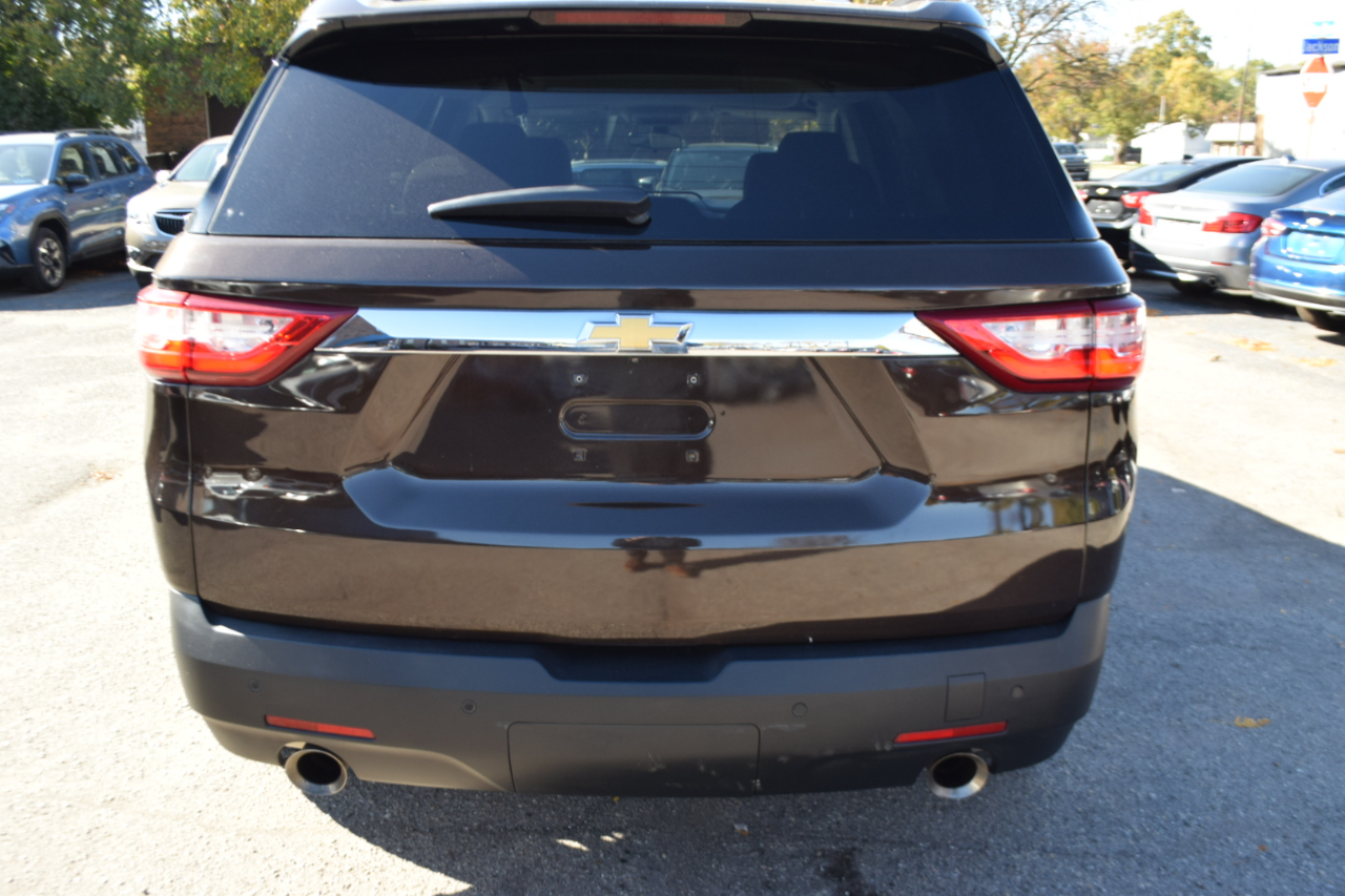 Chevrolet Traverse AWD 4dr LT Cloth w/1LT 2019 Chevrolet Traverse AWD 4dr LT Cloth w/1LT 2019