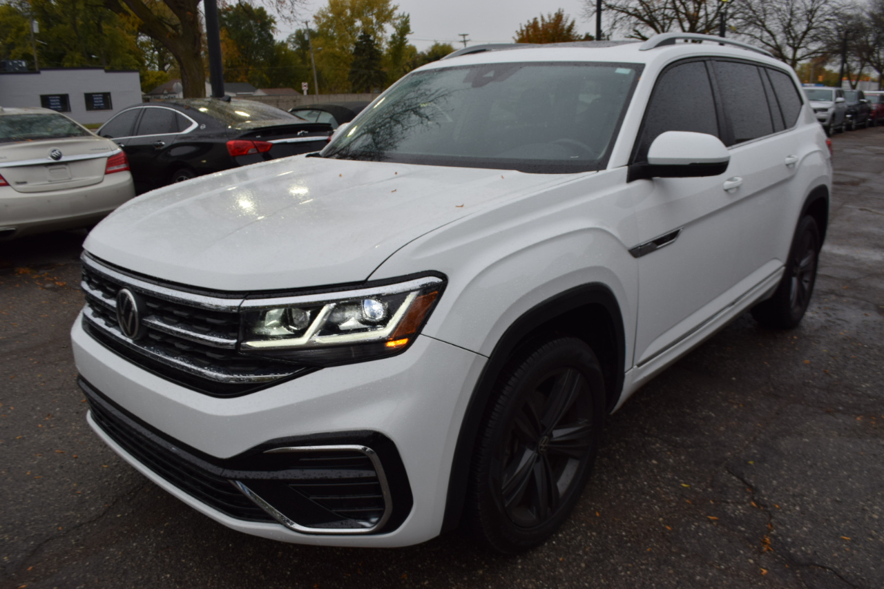 Volkswagen Atlas 3.6L V6 SEL R-Line 4MOTION 2022 Volkswagen Atlas 3.6L V6 SEL R-Line 4MOTION 2022