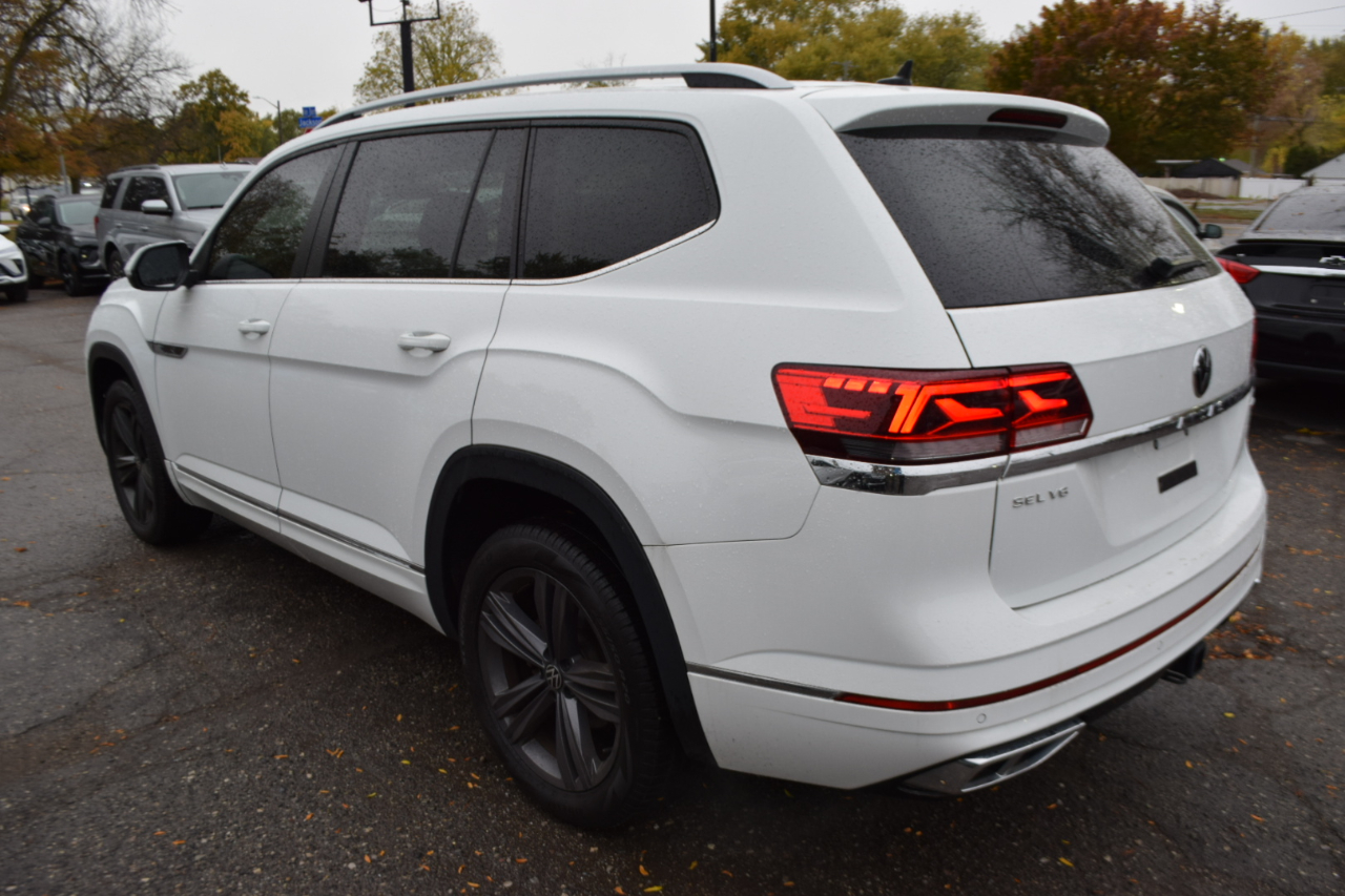 Volkswagen Atlas 3.6L V6 SEL R-Line 4MOTION 2022 Volkswagen Atlas 3.6L V6 SEL R-Line 4MOTION 2022