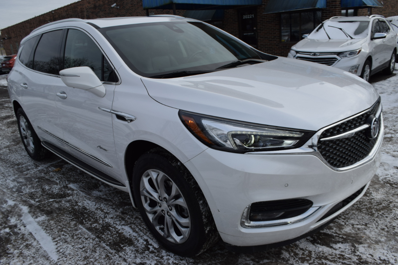 Buick Enclave FWD 4dr Avenir 2021