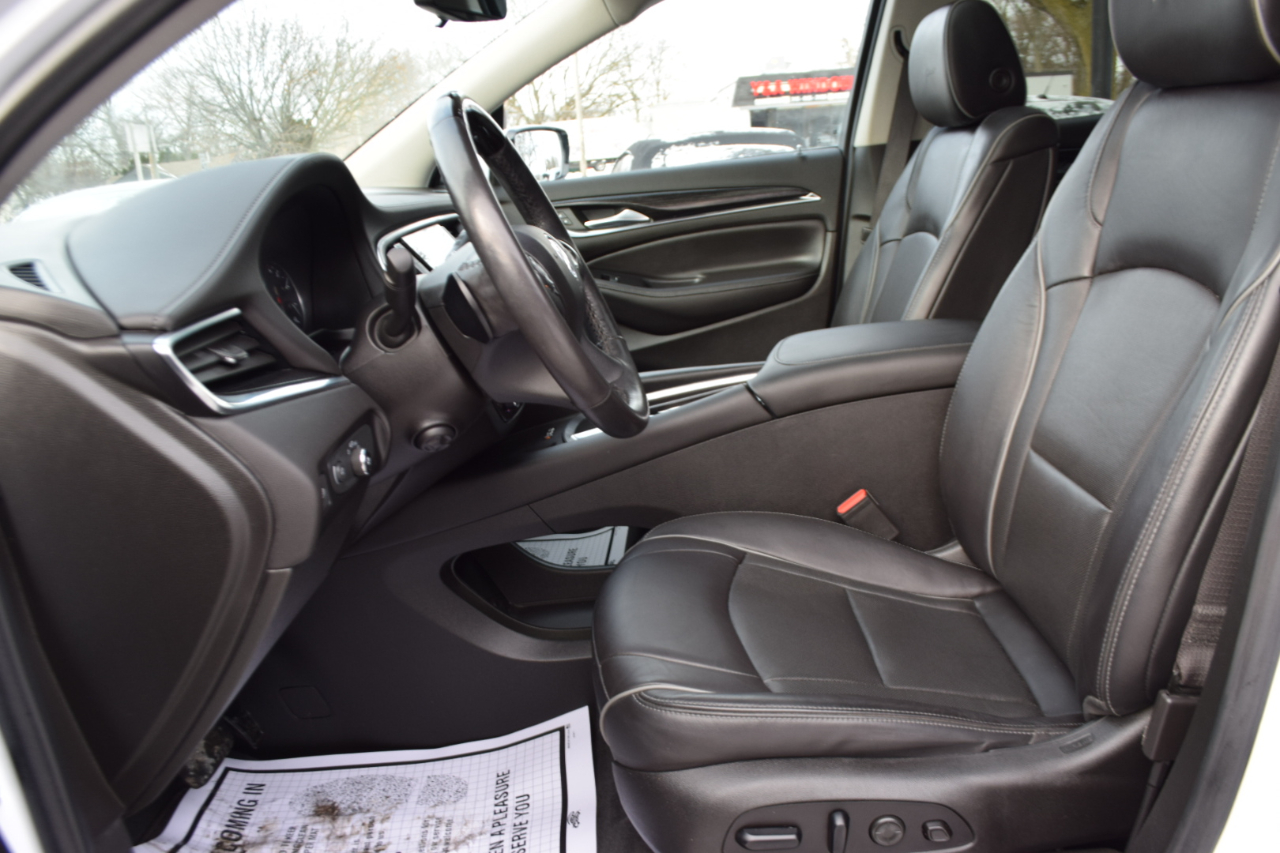 Buick Enclave FWD 4dr Avenir 2021