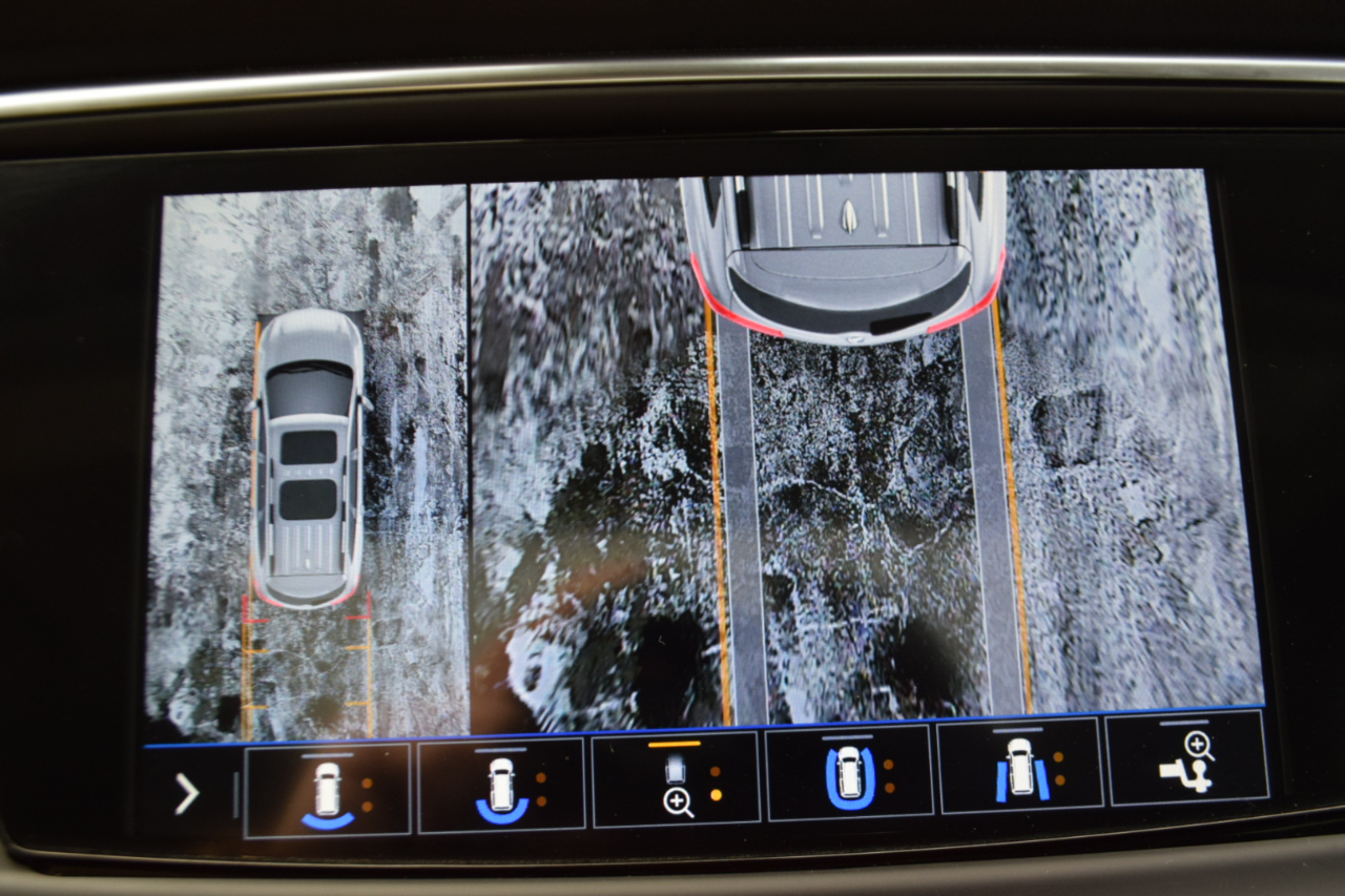 Buick Enclave FWD 4dr Avenir 2021