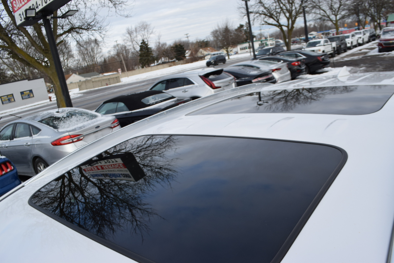 Buick Enclave FWD 4dr Avenir 2021