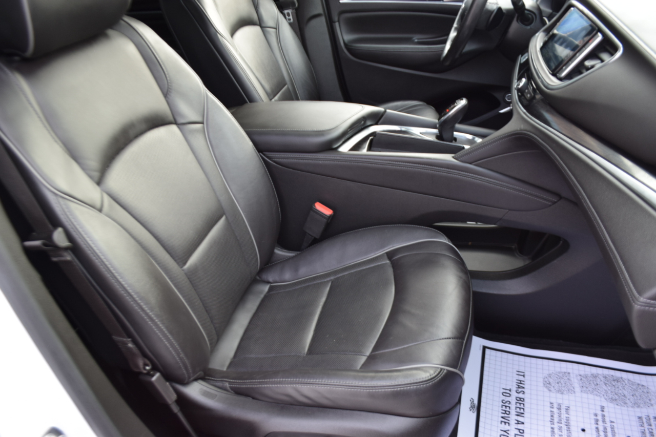 Buick Enclave FWD 4dr Avenir 2021