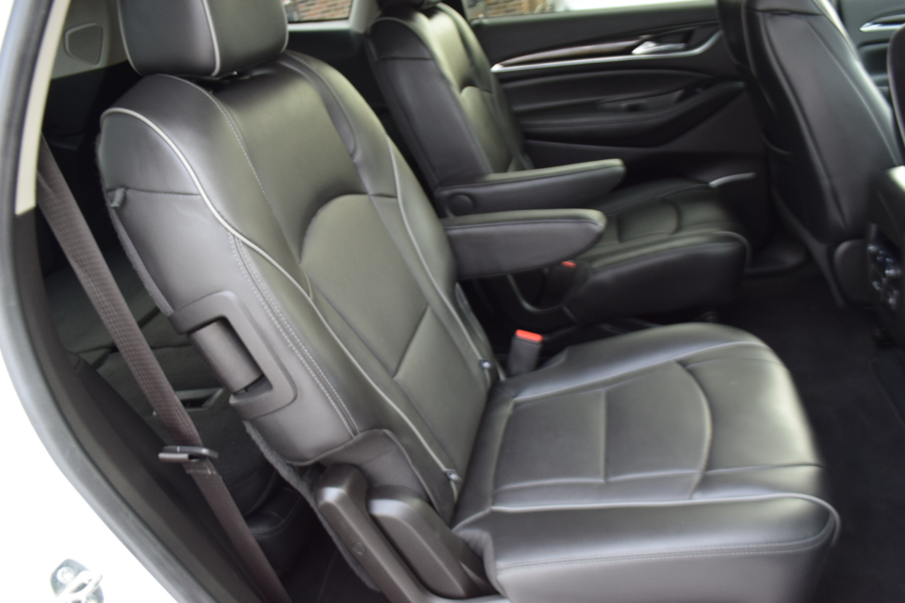 Buick Enclave FWD 4dr Avenir 2021