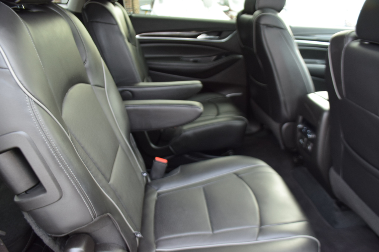 Buick Enclave FWD 4dr Avenir 2021