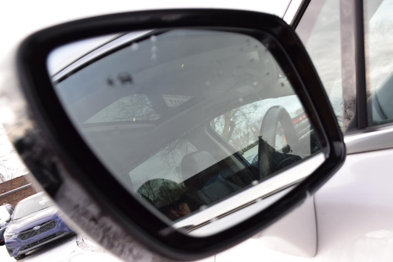 Buick Enclave FWD 4dr Avenir 2021