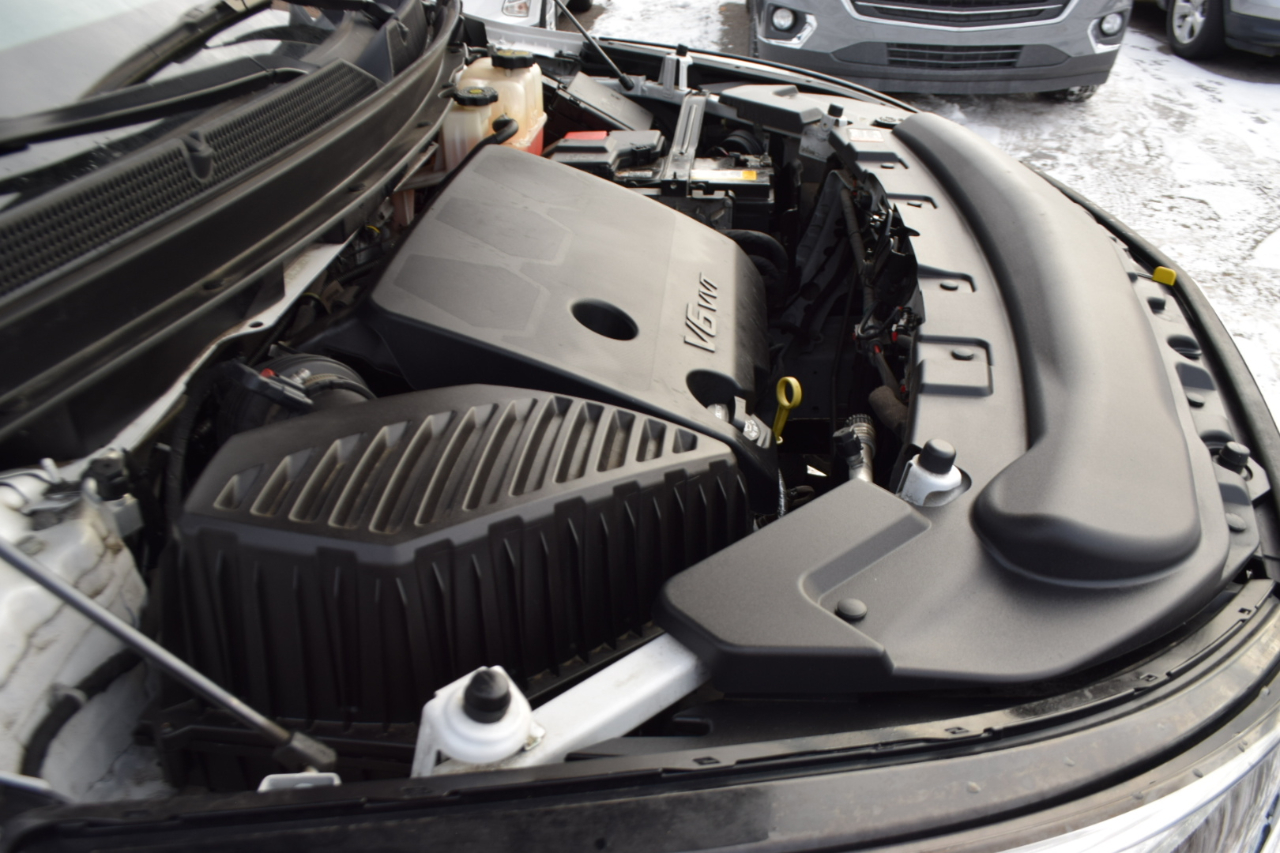 Buick Enclave FWD 4dr Avenir 2021