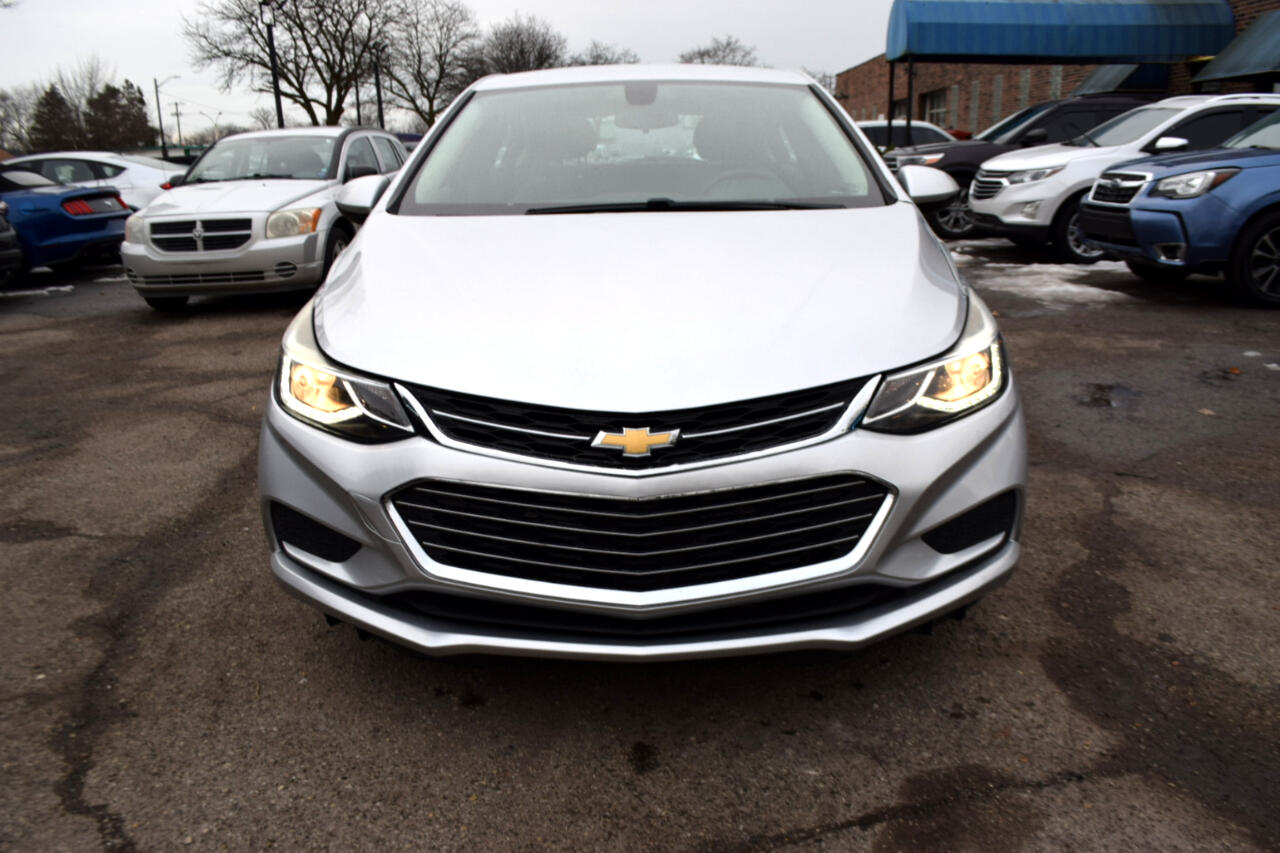 Chevrolet Cruze 4dr HB 1.4L LT w/1SD 2018
