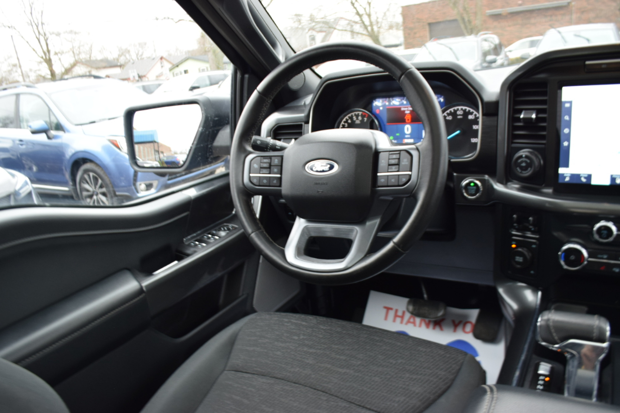 Ford F-150 Lariat 4WD SuperCrew 5.5' Box 2023