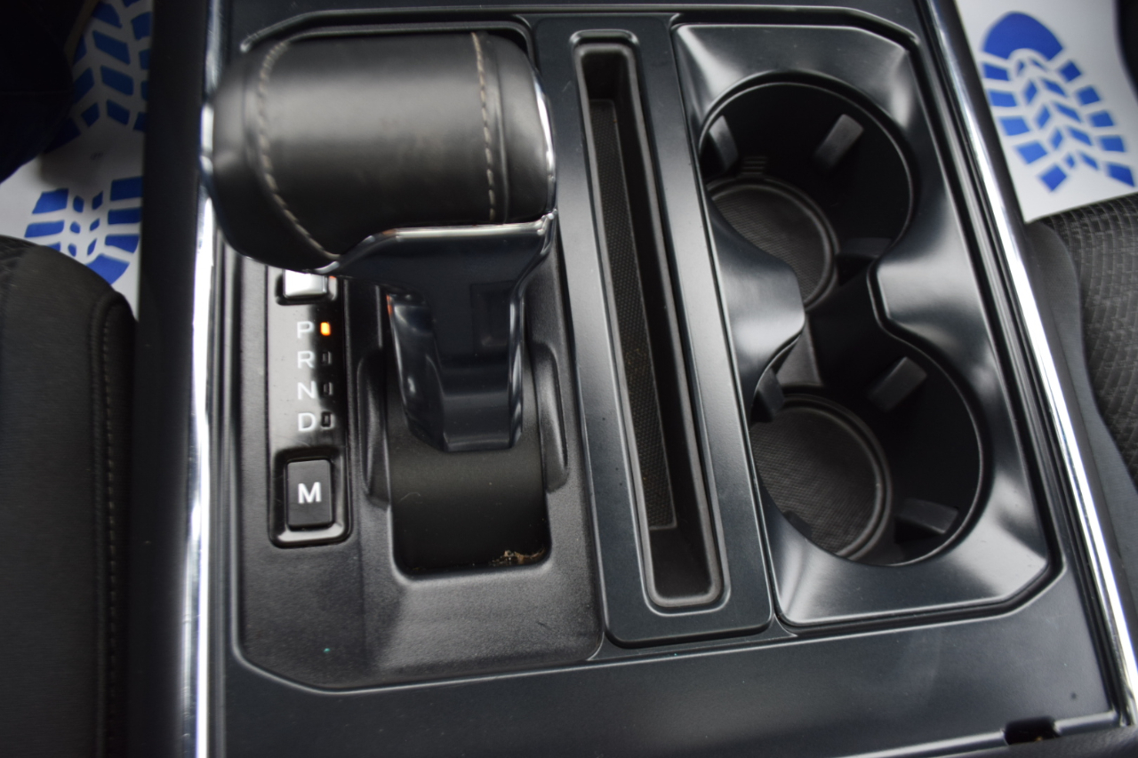 Ford F-150 Lariat 4WD SuperCrew 5.5' Box 2023