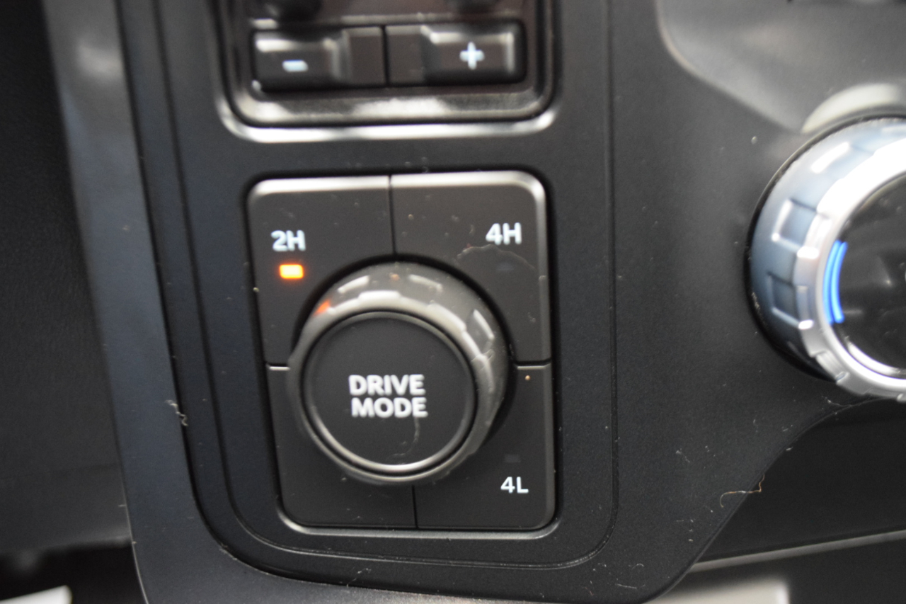 Ford F-150 Lariat 4WD SuperCrew 5.5' Box 2023