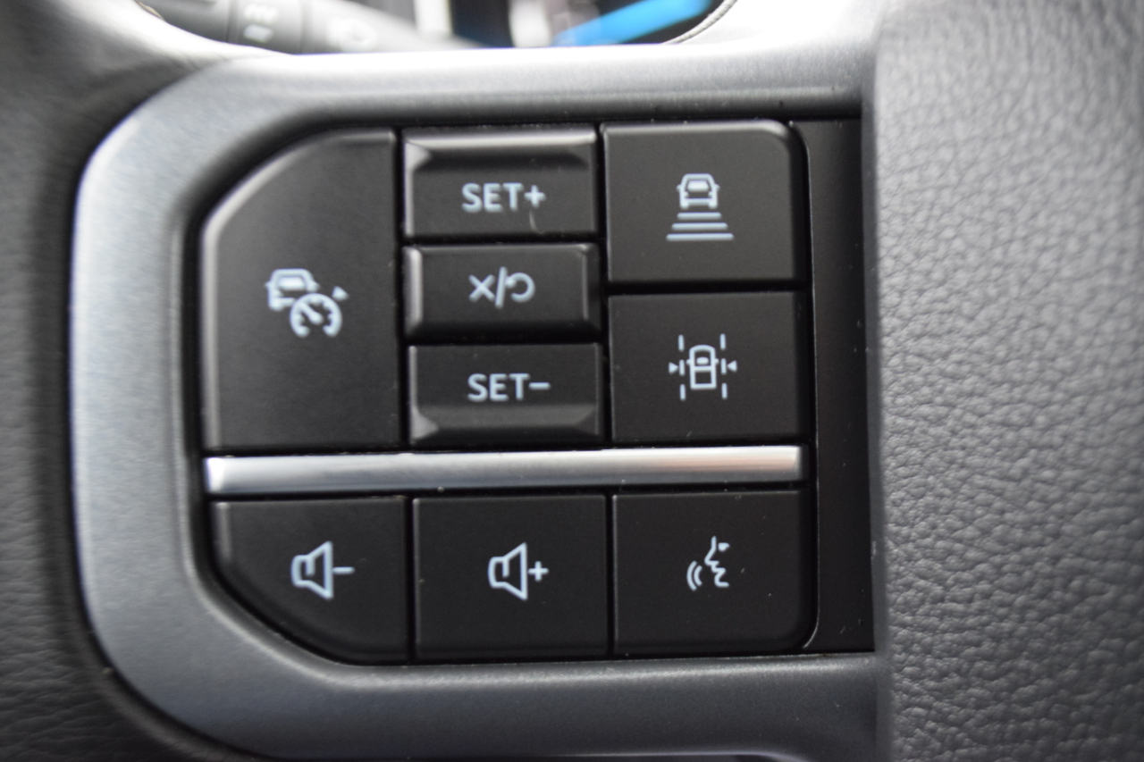 Ford F-150 Lariat 4WD SuperCrew 5.5' Box 2023