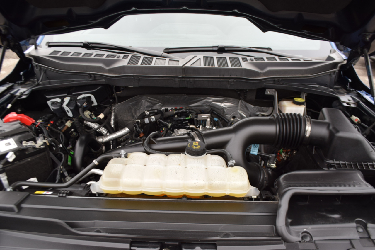 Ford F-150 Lariat 4WD SuperCrew 5.5' Box 2023