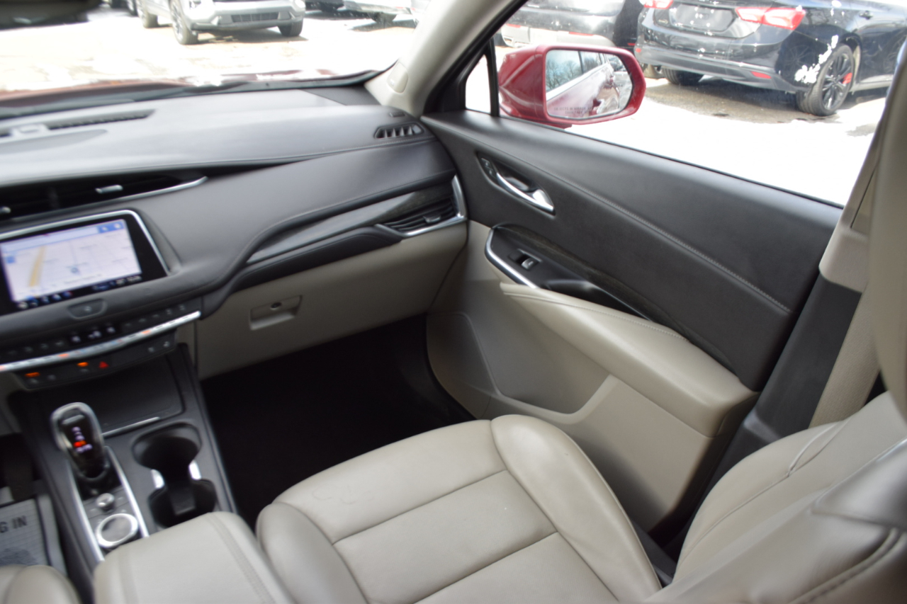 Cadillac XT4 AWD 4dr Premium Luxury 2021